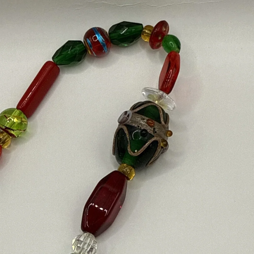 Vintage Necklace‎ Art Glass Red Green Beads Round & Figural Abstract Beaded 14in - Picture 12 of 16